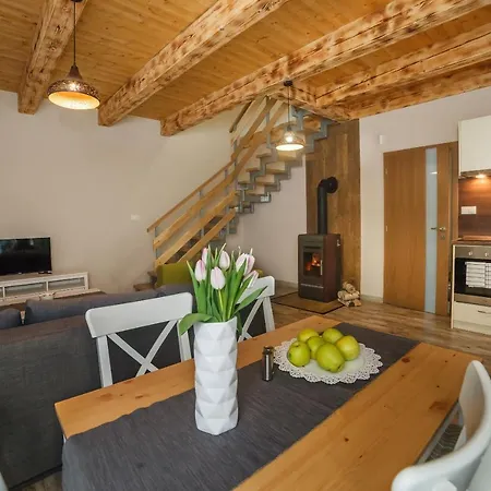 Maly Sokol Chalet