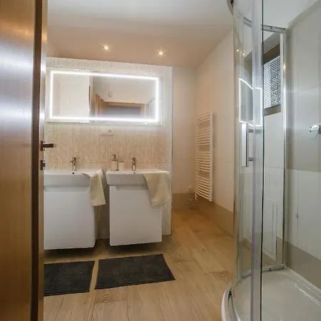 Maly Sokol Chalet
